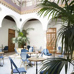 Nuea Santiago15 3*, Seville Spain
